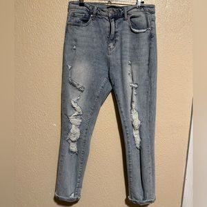 Risen Distressed Jeans Size 30‎